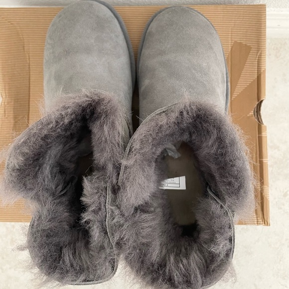 UGG mini Bailey Swarovski button bling boots 7 - Picture 5 of 10